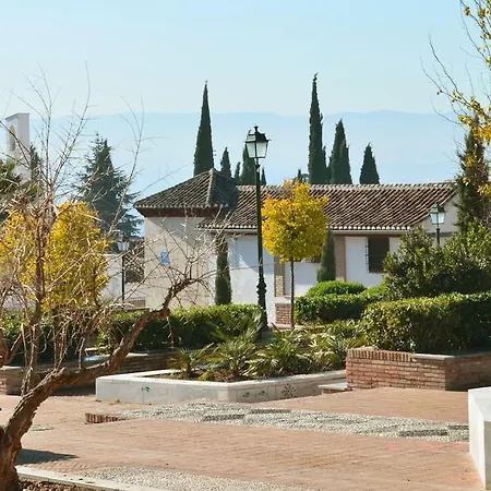 Santa Isabel La Real Hotel 3*