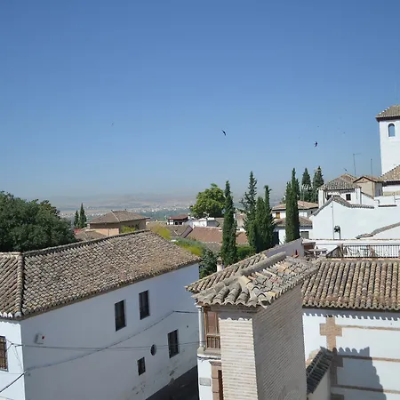 Santa Isabel La Real 3*